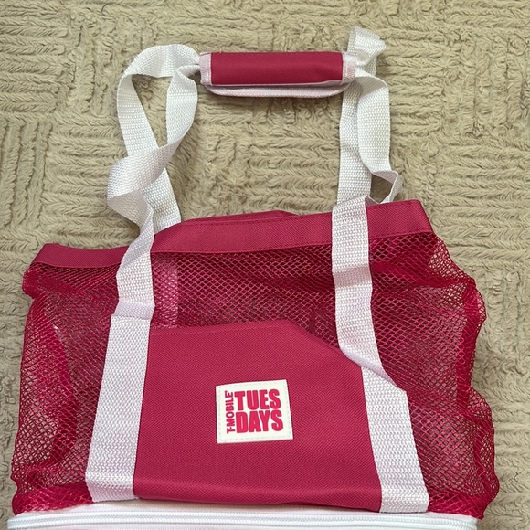 Brand new collectible T-Mobile Tuesdays insulated cooler mesh bag shopping tote - Picture 9 of 16